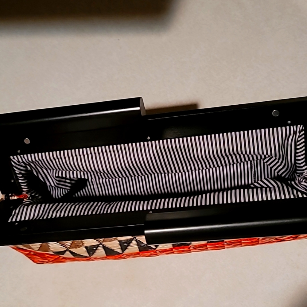 Nine West Clutch Purse - Picture 2 of 4